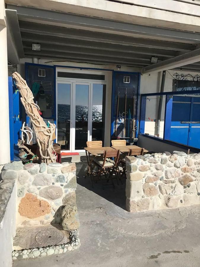 Le Cabanon Bleu Sur La Plage Marselha Exterior foto
